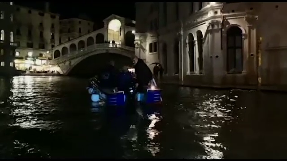 Descoperire inedită a scafandrilor pe fundul unui canal din Veneția - Imaginea 2