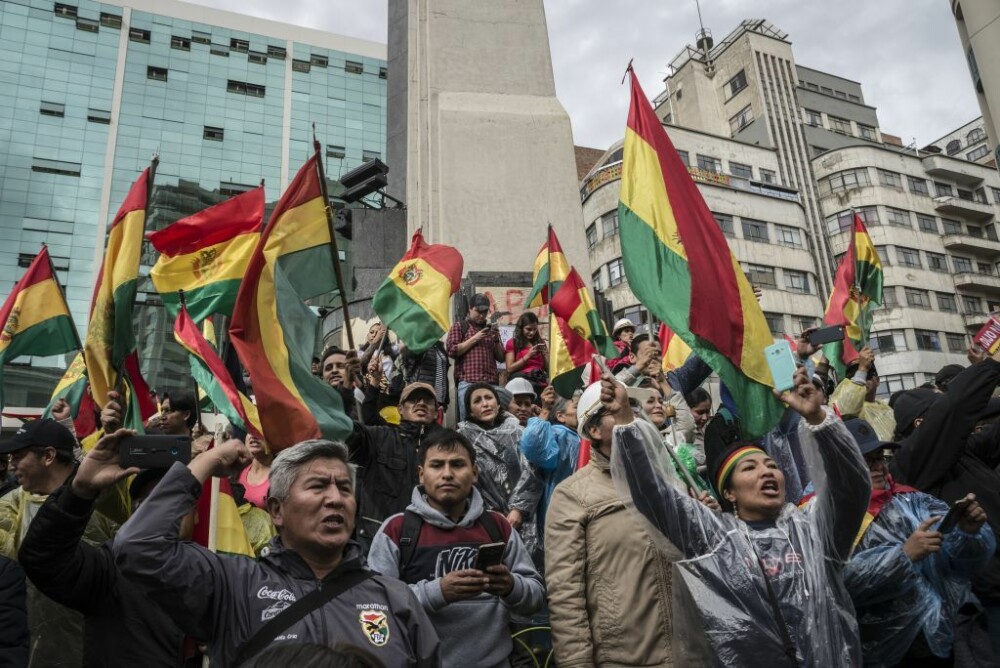 Jafuri şi atacuri în mai multe oraşe din Bolivia, după 