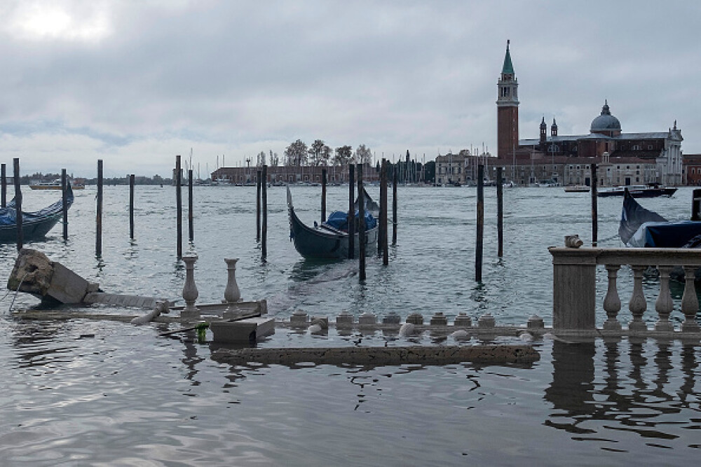 Inundații în Veneția, cele mai grave din ultimii 50 de ani. Două persoane au murit - Imaginea 11
