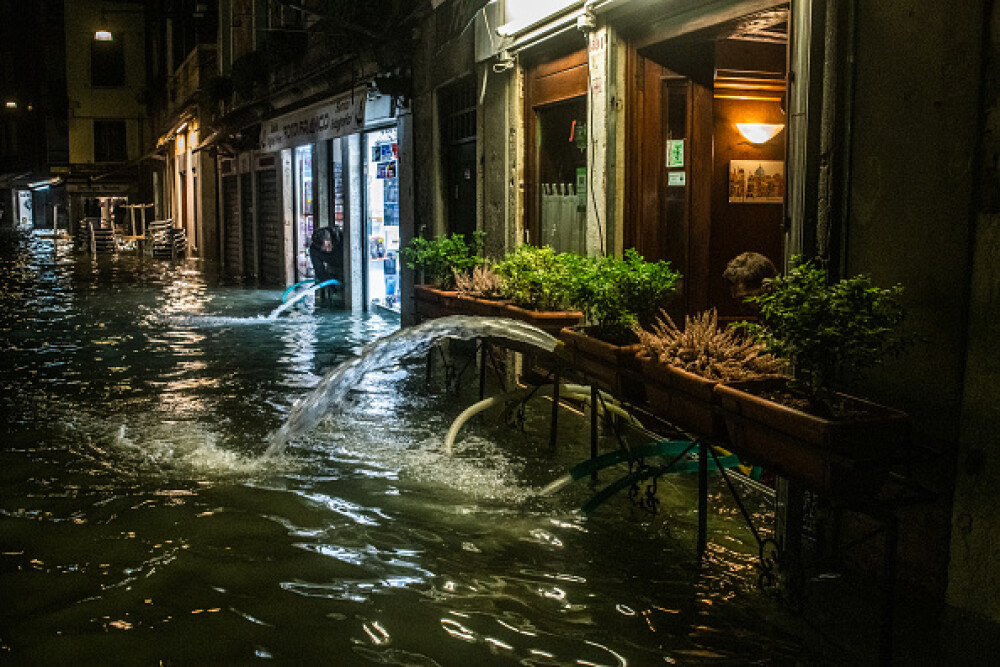 Inundații în Veneția, cele mai grave din ultimii 50 de ani. Două persoane au murit - Imaginea 5