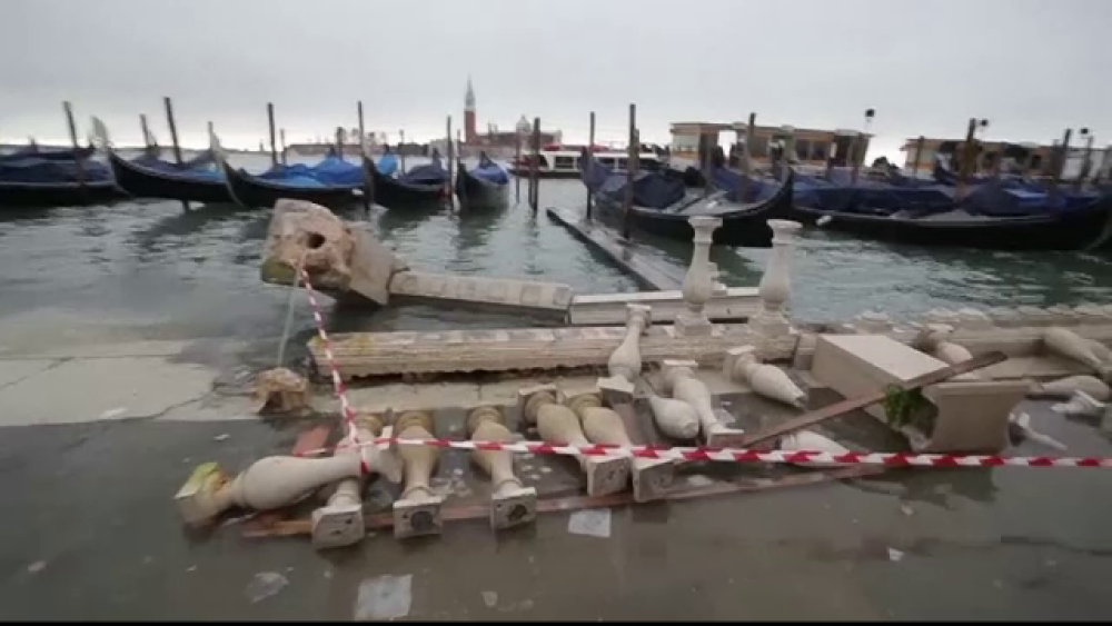 Un nou val de inundații în Veneția. Apele au făcut prăpăd, iar pagubele sunt uriașe - Imaginea 1