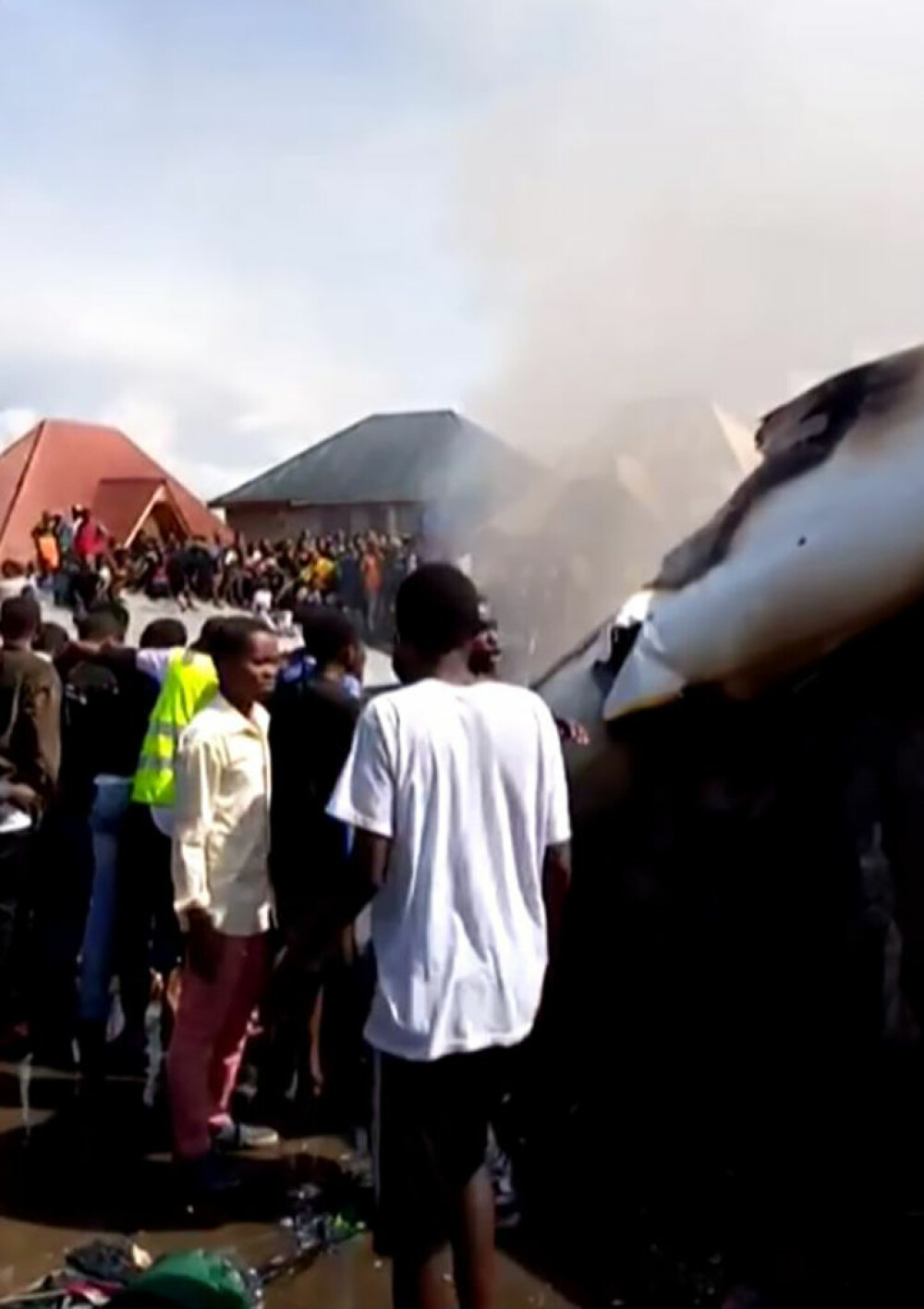 Tragedie aviatică în Congo. 17 persoane aflate la bordul unui avion au murit - Imaginea 4