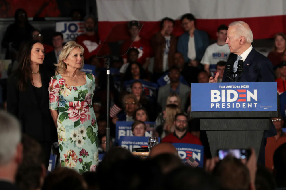 Cu ce se ocupă Ashley Biden, fiica lui Joe Biden. Care sunt asemănările dintre ea și Ivanka Trump - Imaginea 4