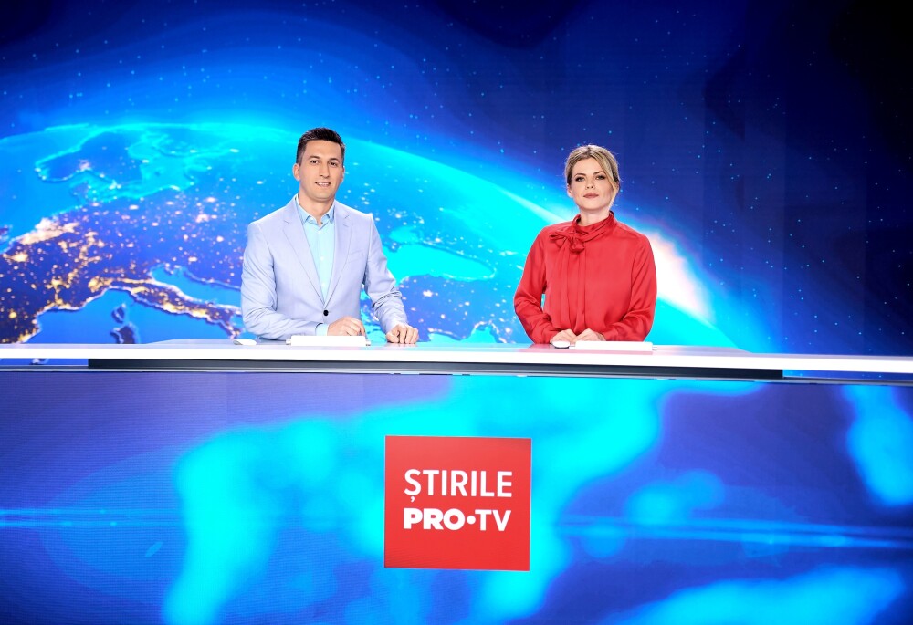 Roxana Hulpe va prezenta Știrile PRO TV de dimineață, în fiecare duminică, alături de Cosmin Stan - Imaginea 1