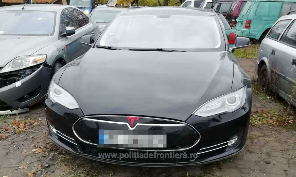 O Tesla de 52.000 de euro căutată în Norvegia a fost descoperită într-o comună din Suceava - Imaginea 1