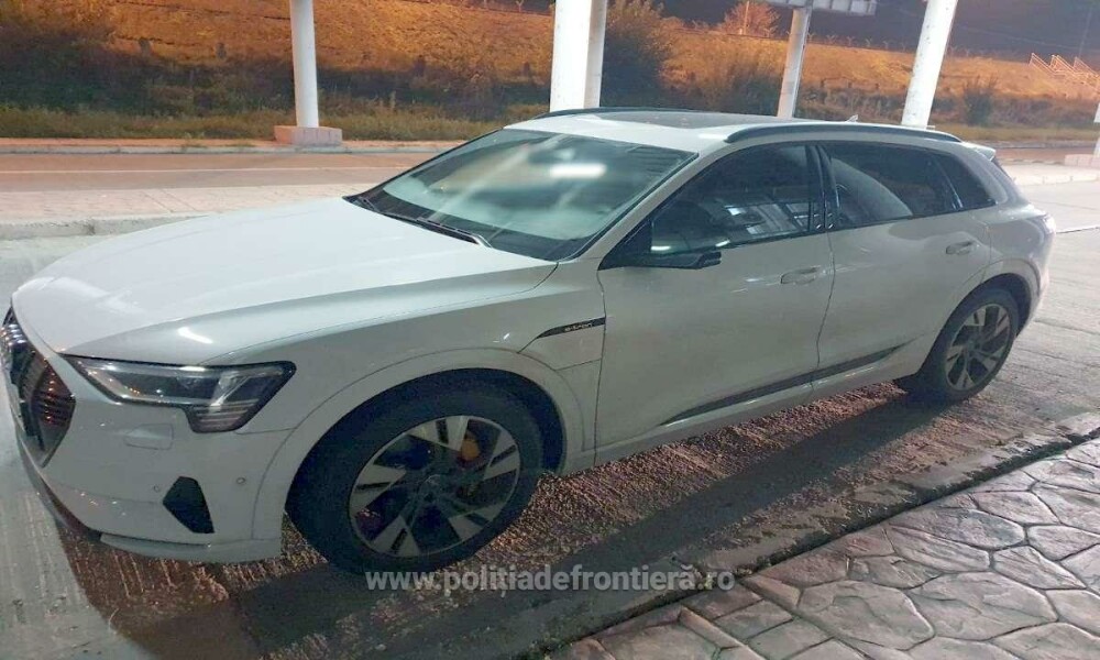 Un bulgar care a acceptat să aducă un Audi E-Tron în România a rămas fără mașină pe drum. Ce a pățit în Galați - Imaginea 2