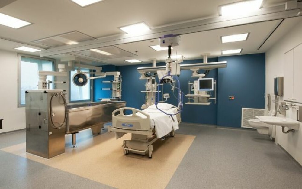 FOTO. Cum arată spitalul din Belgia unde a fost dus medicul erou de la Piatra Neamţ - Imaginea 1