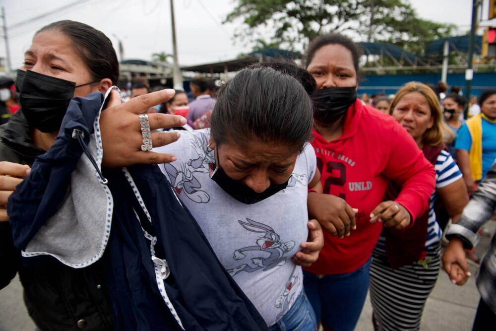 Cel puţin 58 de morţi într-o închisoare din Ecuador, în urma înfruntărilor între bande - Imaginea 2
