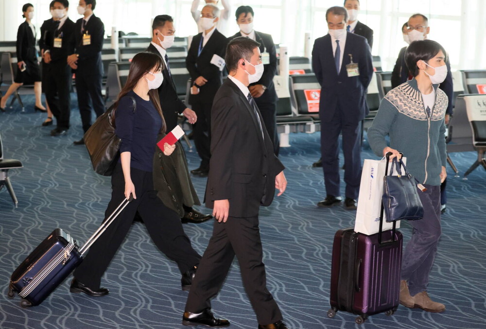 FOTO Fosta prințesă japoneză Mako se mută la New York alături de soțul ei - Imaginea 2