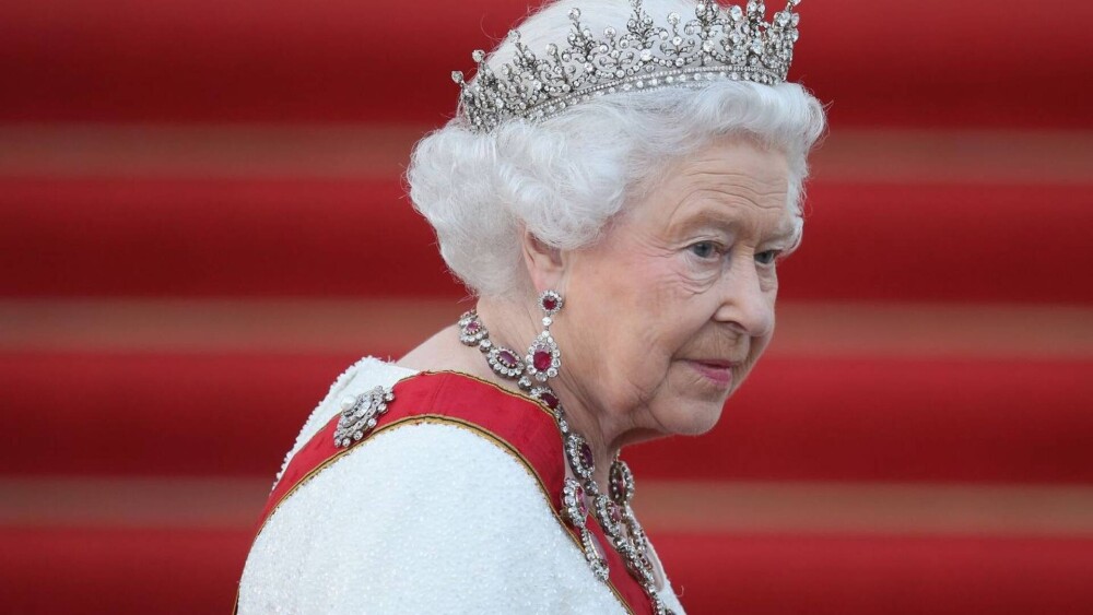 FOTO Cum arată Regina Elisabeta după ultimele probleme medicale. Detaliile din imagini care îi îngrijorează pe britanici - Imaginea 1