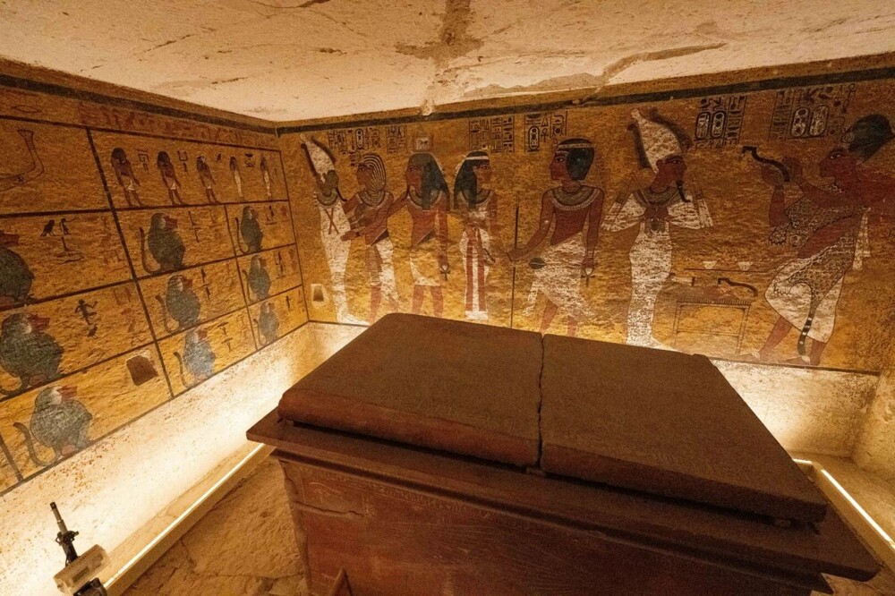 Un secol de la descoperirea mormântului lui Tutankhamon. Imagini cu faraonul mumificat GALERIE FOTO - Imaginea 4