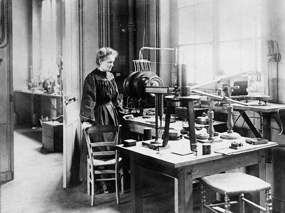 155 de ani de la nașterea lui Marie Curie. A fost prima femeie căreia i-a fost decernat un Premiu Nobel GALERIE FOTO - Imaginea 9