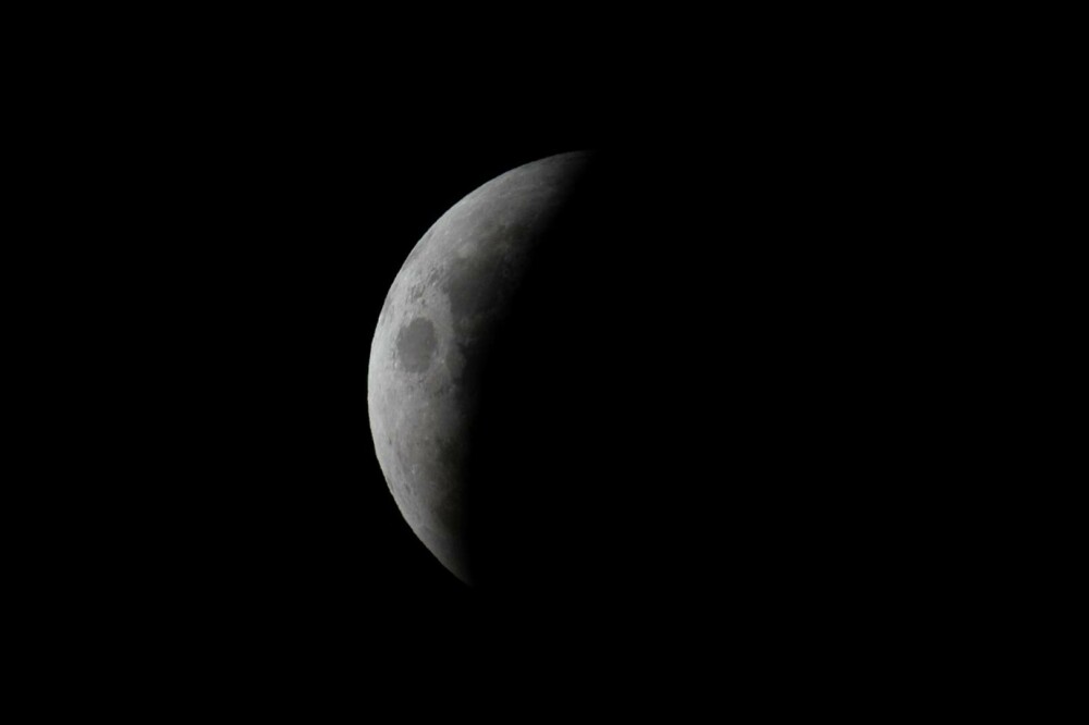 Imagini spectaculoase cu eclipsa totală de Lună | GALERIE FOTO - Imaginea 1