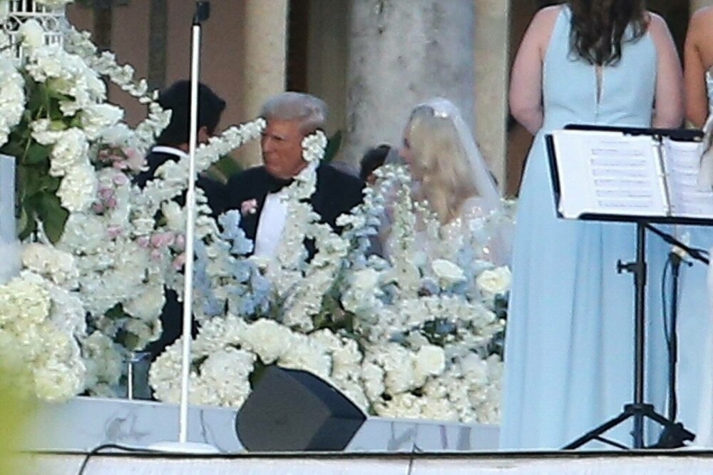 Donald Trump și-a dus la altar fiica cea mică. Cine este ginerele fostului președinte al SUA | GALERIE FOTO - Imaginea 4