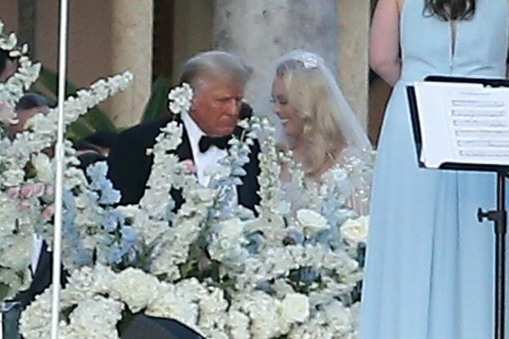 Donald Trump și-a dus la altar fiica cea mică. Cine este ginerele fostului președinte al SUA | GALERIE FOTO - Imaginea 5