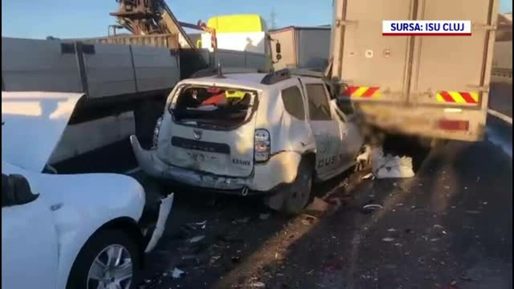 Carambol cu 12 autovehicule pe autostrada A3. Mașinile au fost distruse în impact - Imaginea 5
