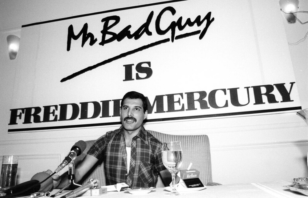 31 de ani de la moartea lui Freddie Mercury. Cum a luat viață trupa Queen GALERIE FOTO - Imaginea 2