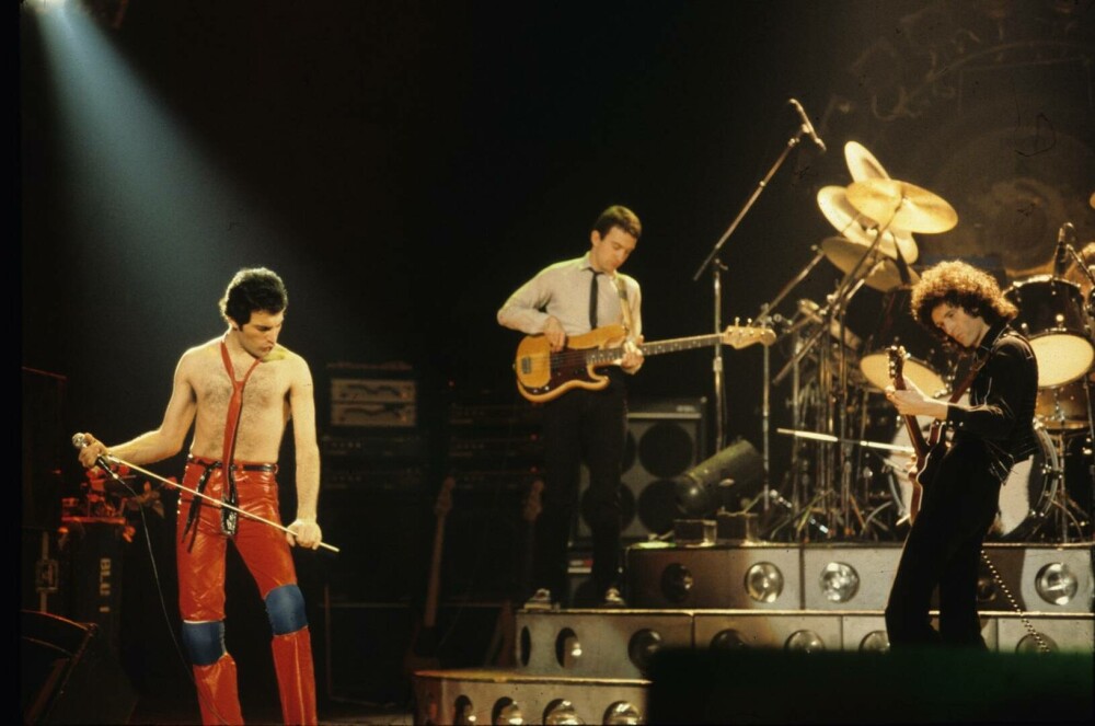 31 de ani de la moartea lui Freddie Mercury. Cum a luat viață trupa Queen GALERIE FOTO - Imaginea 3
