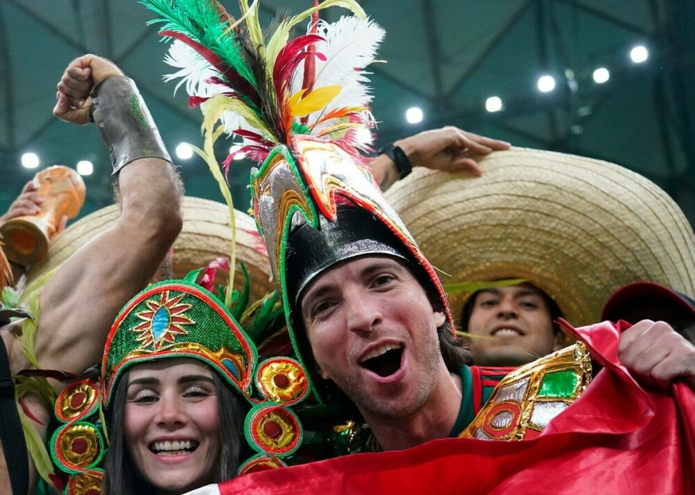 Spectacol în tribune, nu doar pe teren. Imagini de colecție cu suporterii care au făcut senzație la Cupa Mondială | FOTO - Imaginea 5