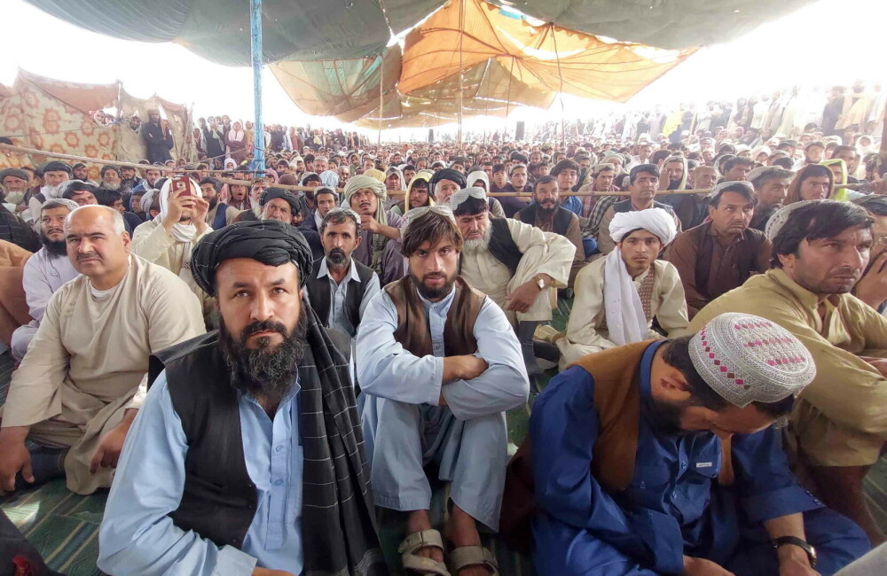 GALERIE FOTO. Exod în masă din Pakistan. Sute de mii de afgani, imigranți ilegali, sunt forțați să plece la ei în țară - Imaginea 2