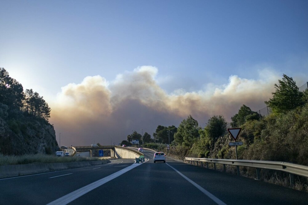 VIDEO. Incendiu de vegetație în Spania. Peste 800 de oameni au fost evacuați. GALERIE FOTO - Imaginea 12