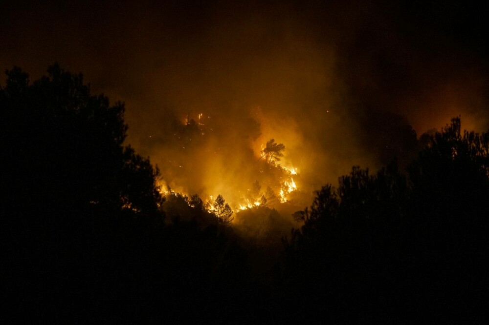 VIDEO. Incendiu de vegetație în Spania. Peste 800 de oameni au fost evacuați. GALERIE FOTO - Imaginea 5