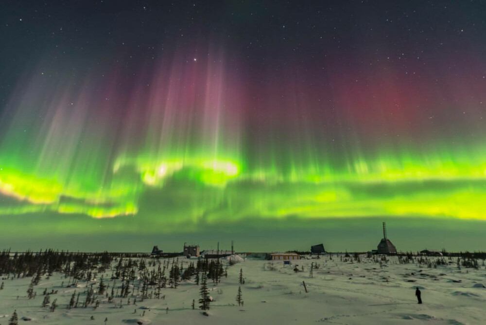 De ce este considerată un semn rău aurora boreală roșie, observată și pe cerul României - Imaginea 4