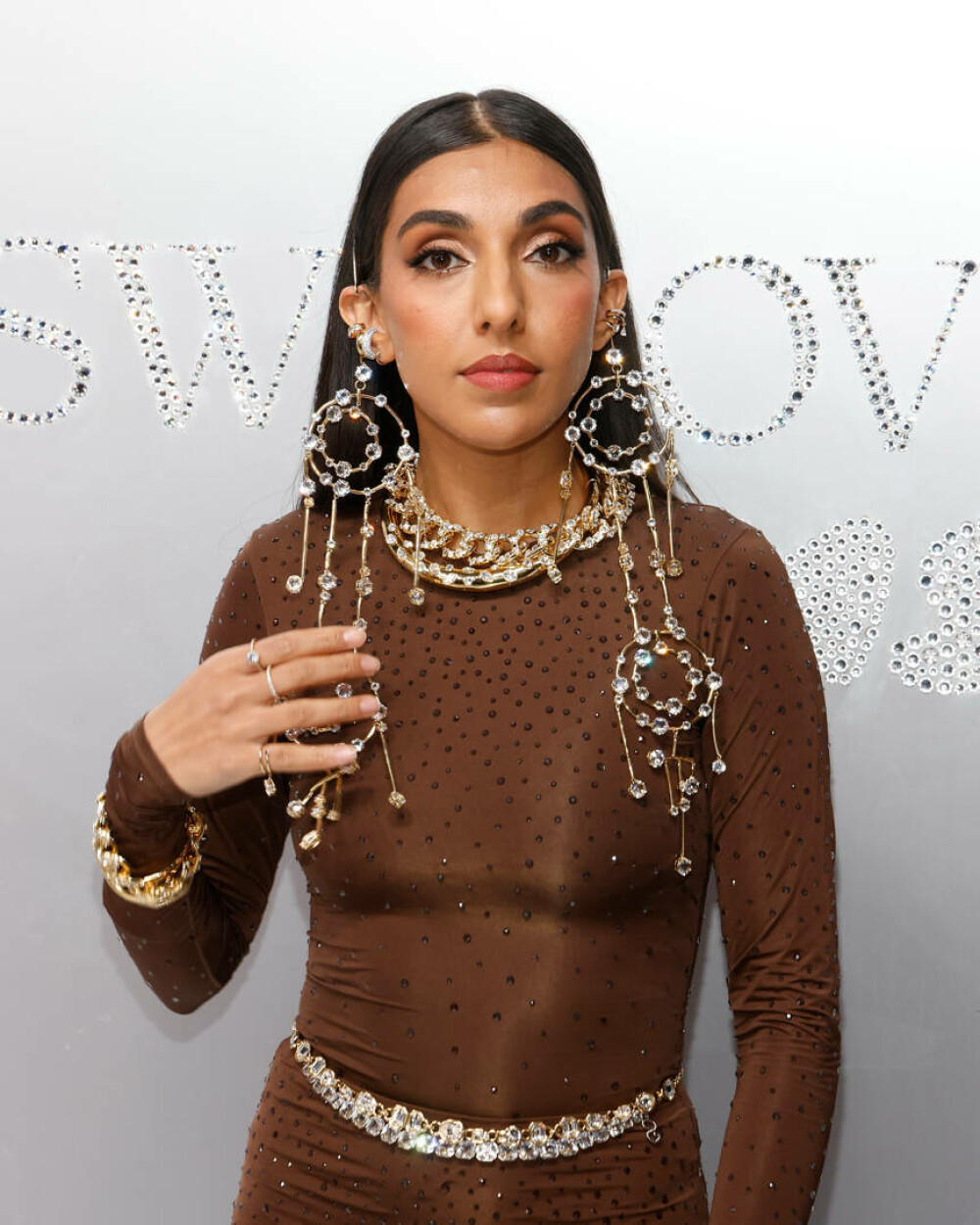 Cele mai inedite ținute purtate de celebrități la petrecerea de lansare a colecției Kim Kardashian x Swarovski | GALERIE FOTO - Imaginea 1