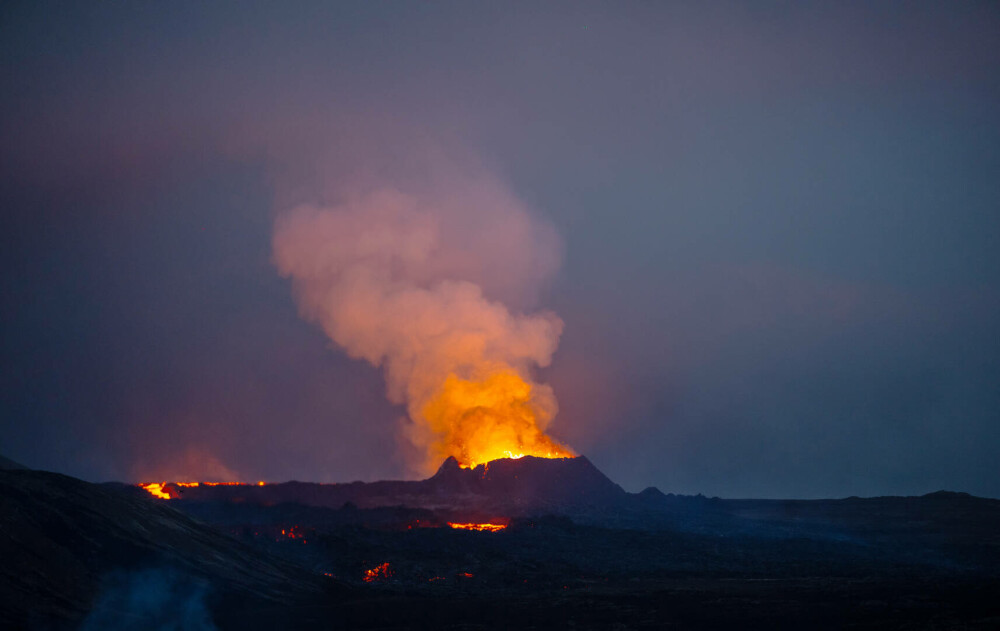 Stare de urgență în Islanda. O serie de cutremure au ridicat temerile privind o erupție vulcanică - Imaginea 10