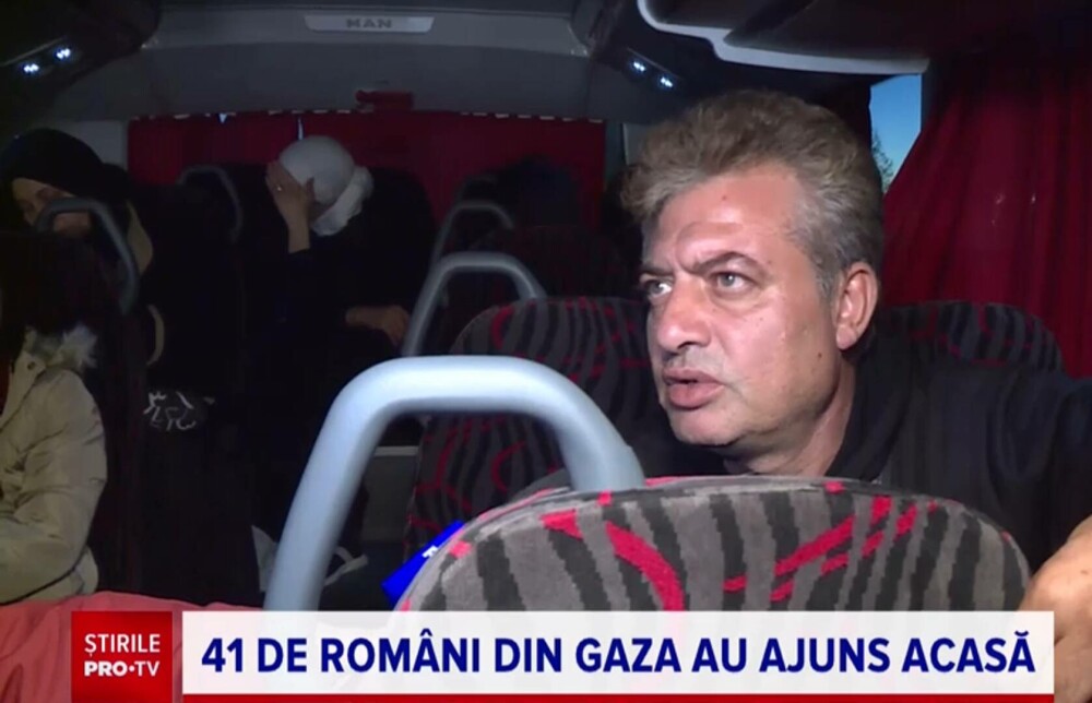 Alți 41 de români din Fâșia Gaza, cu dublă cetățenie, au ajuns în țară: ”Am fugit efectiv dintr-un loc în altul, e dezastru” - Imaginea 7