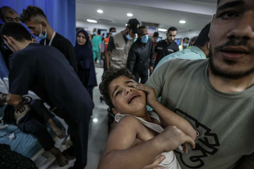 Medic din Gaza, despre realitatea cruntă a războiului: „Bebelușii sunt lăsați să moară în spitale. Se transformă în cimitire” - Imaginea 25