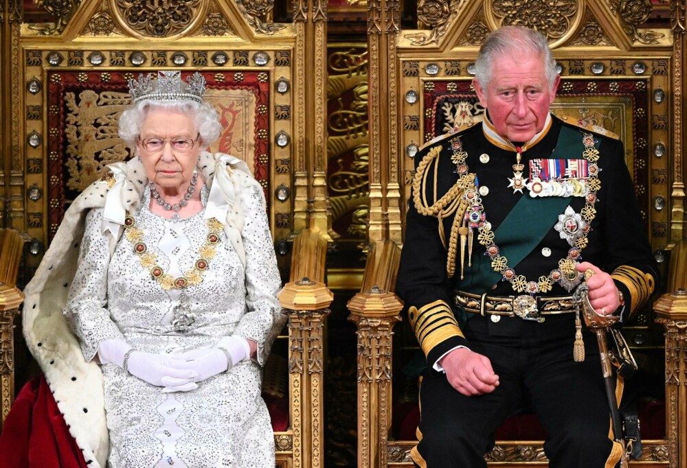 Regele Charles al III-lea al Marii Britanii a împlinit 75 de ani. A primit un tort cu trei etaje. GALERIE FOTO - Imaginea 17