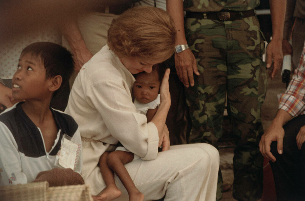 Rosalynn Carter, la masă cu Elena Ceaușescu. Legăturile subliminale ale întâlnirii dintre soții lor | FOTO - Imaginea 46