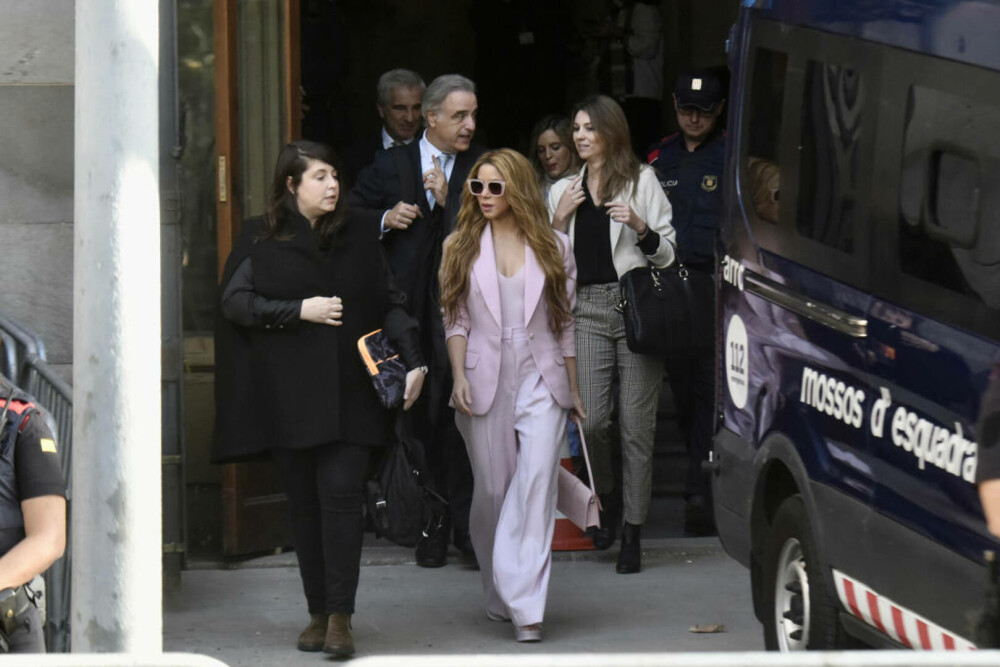 Shakira a ajuns la un acord cu justiția spaniolă. Ce sumă are de plătit pentru a nu face închisoare | GALERIE FOTO - Imaginea 10