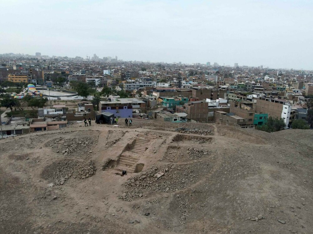Arheologii din Peru au descoperit mumii ale unor copii, cu o vechime de peste 1.000 de ani. GALERIE FOTO - Imaginea 13
