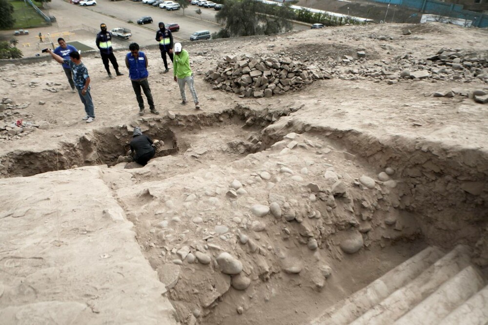 Arheologii din Peru au descoperit mumii ale unor copii, cu o vechime de peste 1.000 de ani. GALERIE FOTO - Imaginea 8