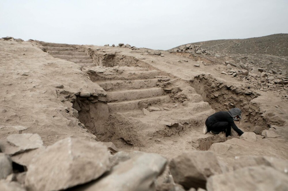 Arheologii din Peru au descoperit mumii ale unor copii, cu o vechime de peste 1.000 de ani. GALERIE FOTO - Imaginea 9