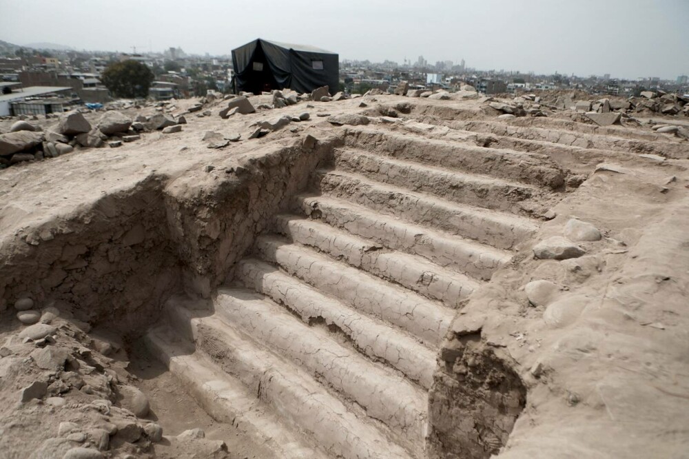 Arheologii din Peru au descoperit mumii ale unor copii, cu o vechime de peste 1.000 de ani. GALERIE FOTO - Imaginea 10