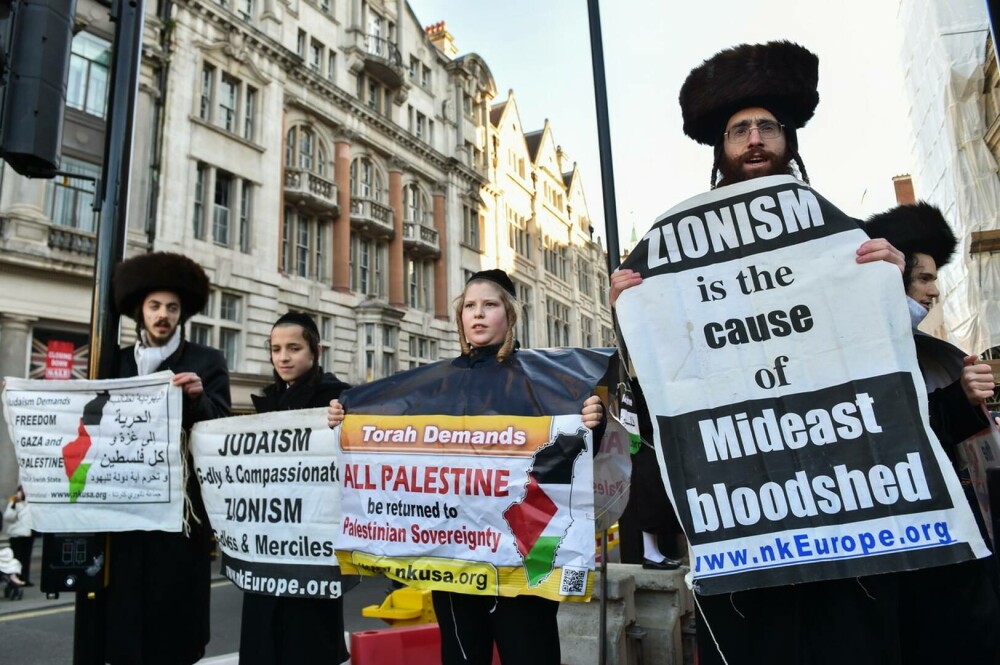Zeci de mii de britanici au ieșit din nou în stradă, la Londra, în sprijinul palestinienilor | GALERIE FOTO - Imaginea 2
