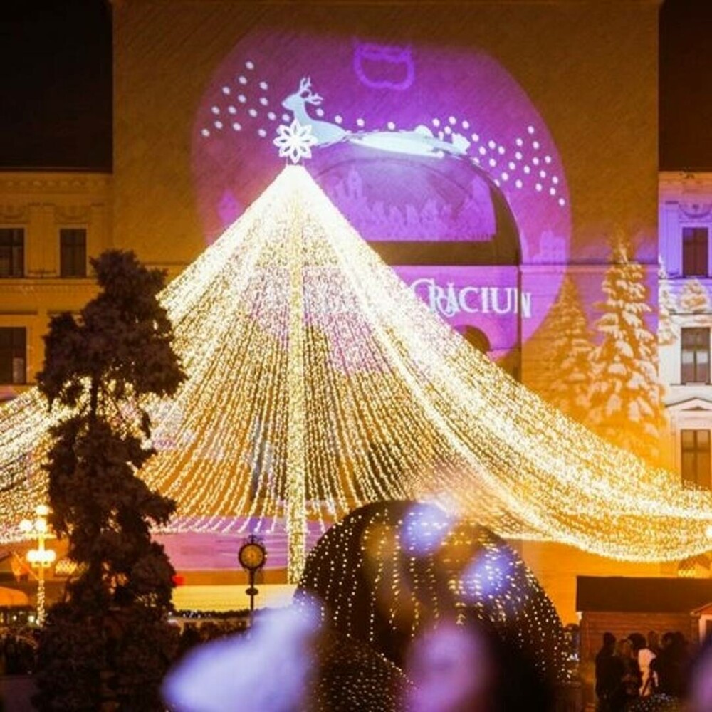 S-a deschis Târgul de Crăciun la Timişoara. Moş Crăciun ajunge în Piaţa Victoriei pe 22 decembrie - Imaginea 3