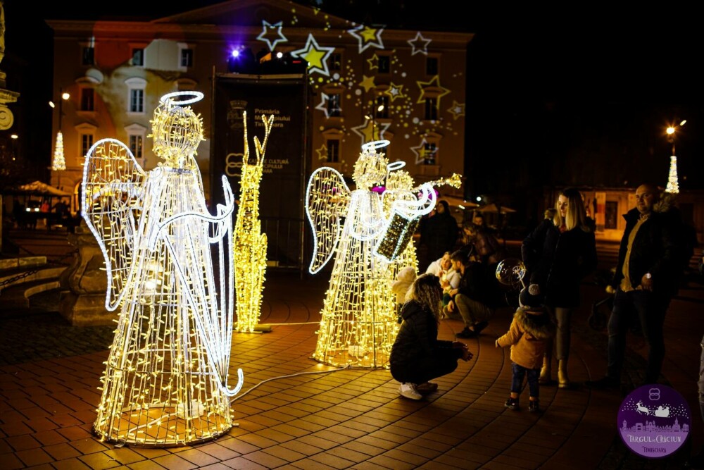 S-a deschis Târgul de Crăciun la Timişoara. Moş Crăciun ajunge în Piaţa Victoriei pe 22 decembrie - Imaginea 5