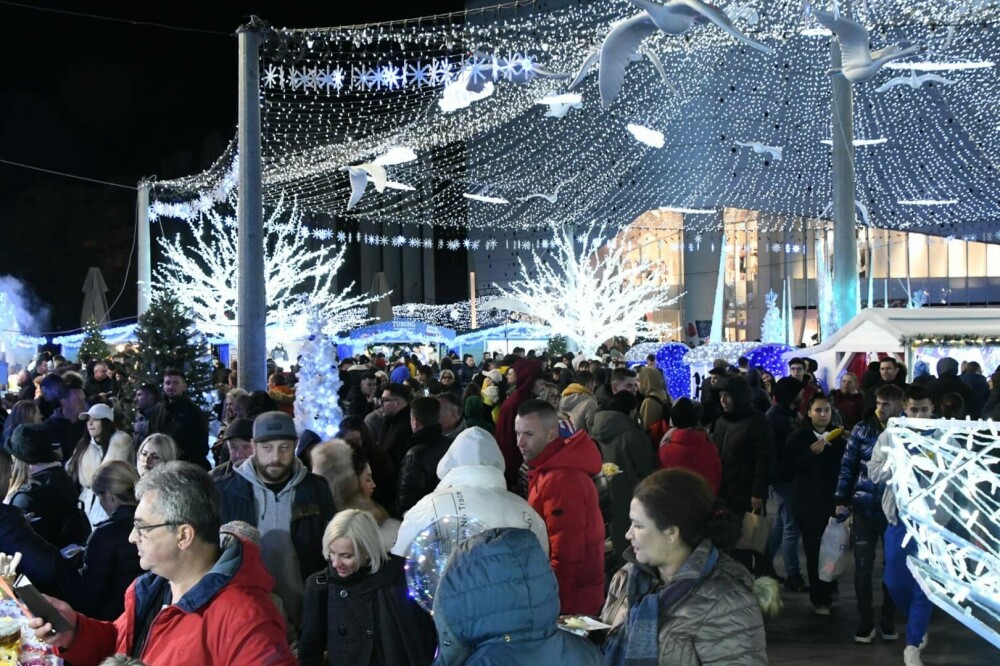 Târgul de Crăciun din Craiova. Tot ce trebuie să știi, de la program la atracții și spectacole - Imaginea 18