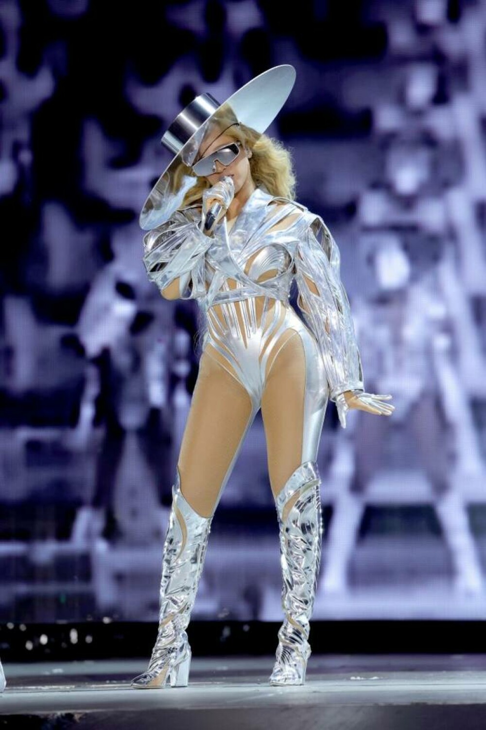 Scandal cu Beyonce, acuzată că și-a albit pielea, să arate ca o femeie albă. Mama sa o apără: M-am săturat de voi, rataților! - Imaginea 3