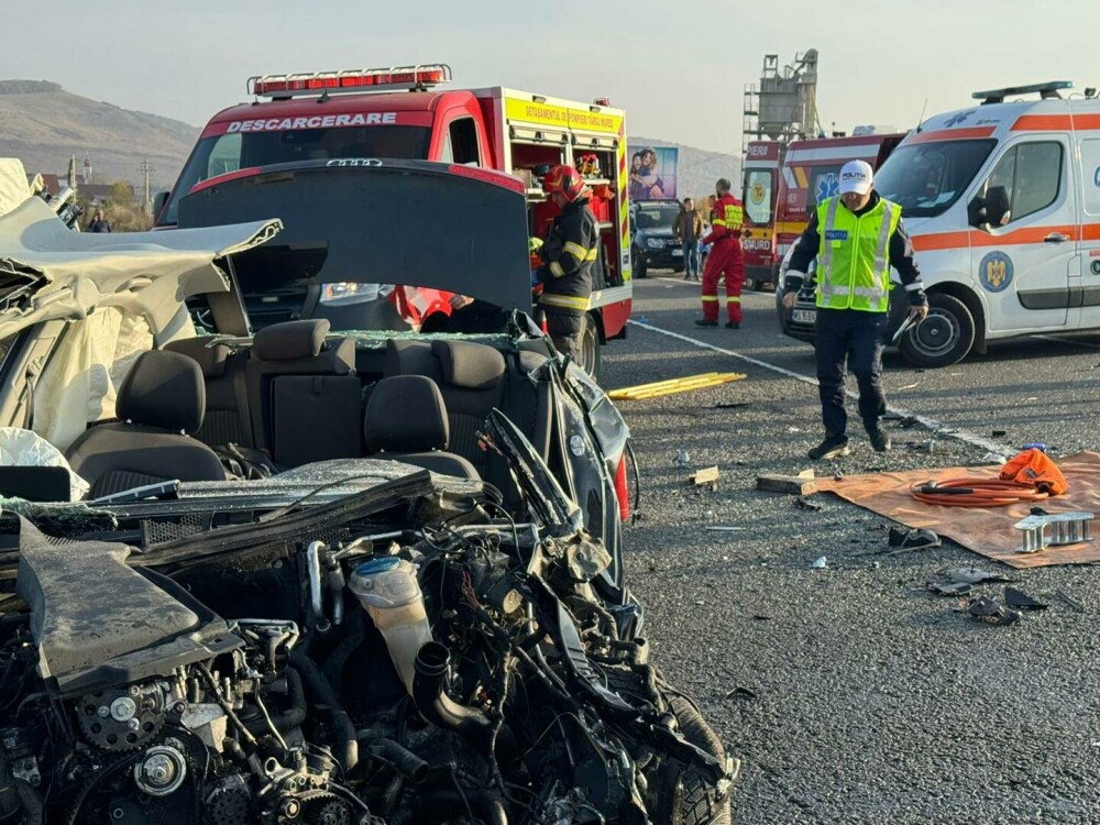 Accident grav în Mureș. Opt victime după un impact violent între un autoturism și o autoutilitară - Imaginea 3