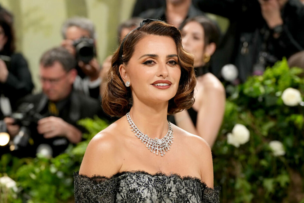 Penelope Cruz a întors toate privirile la un eveniment monden din Hong Kong. Ce ținută spectaculoasă a purtat. GALERIE FOTO - Imaginea 20