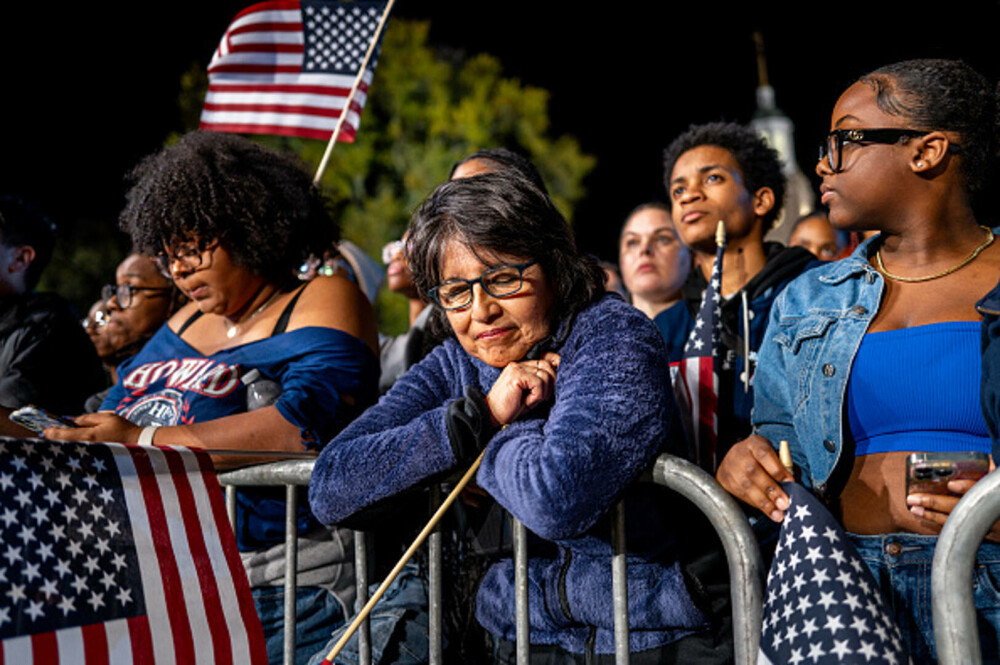 Susținătorii Kamalei Harris, uluiți de rezultatul alegerilor din SUA. Reacții după victoria lui Donald Trump. GALERIE FOTO - Imaginea 13