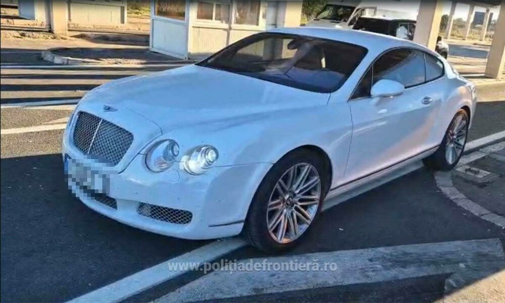 A încercat să intre în țară cu un Bentley de 40.000 € pe o platformă, dar a fost oprit de polițiștii din Giurgiu. Ce a urmat - Imaginea 1