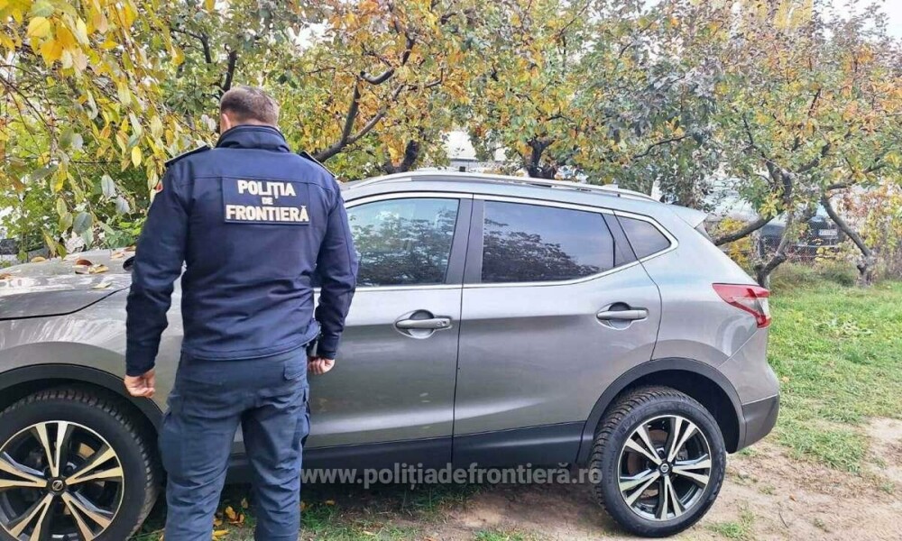 A cumpărat o mașină cu 15.000 de euro dintr-un parc auto și a avut o surpriză după ce a fost oprit de poliţiştii din Iași - Imaginea 2