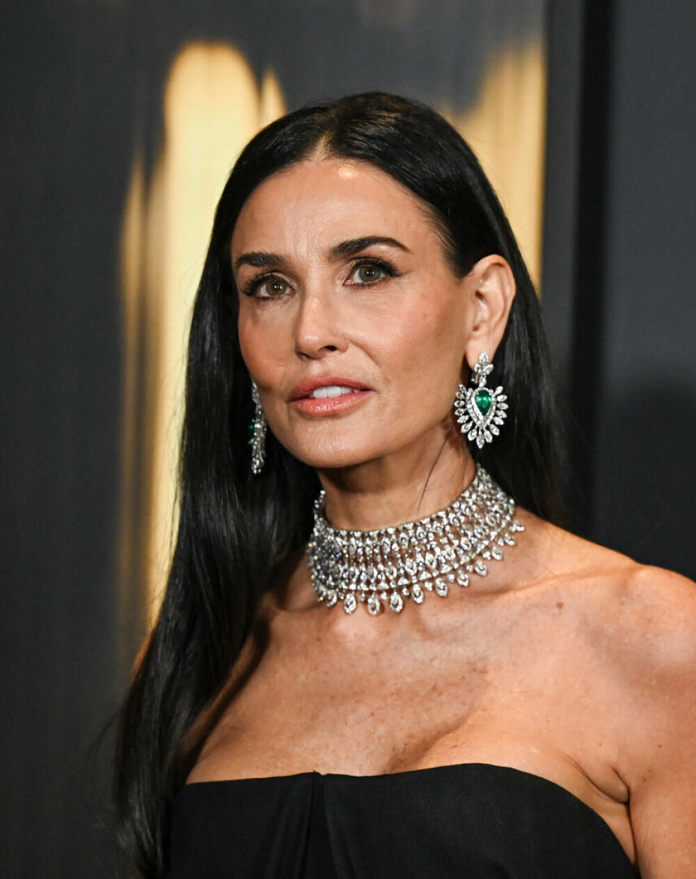 Au făcut timpul să stea în loc. Demi Moore și Nicole Kidman, ravisante la gala Oscarurilor onorifice - Imaginea 7