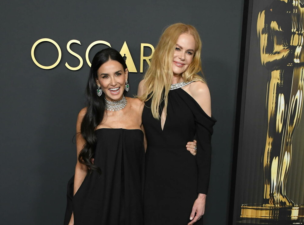 Au făcut timpul să stea în loc. Demi Moore și Nicole Kidman, ravisante la gala Oscarurilor onorifice - Imaginea 30